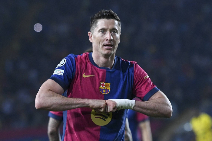 易游体育-关于莱万多夫斯基连续二十场比赛得分超过锐不可当，勇士不断突破！比赛高潮迭起的信息