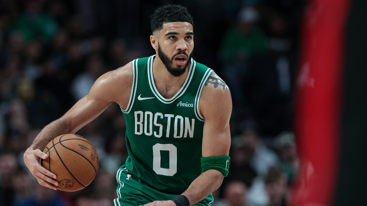 YY体育-包含塔图姆新星回归赛场表现惊艳,勇士未来可期!的词条