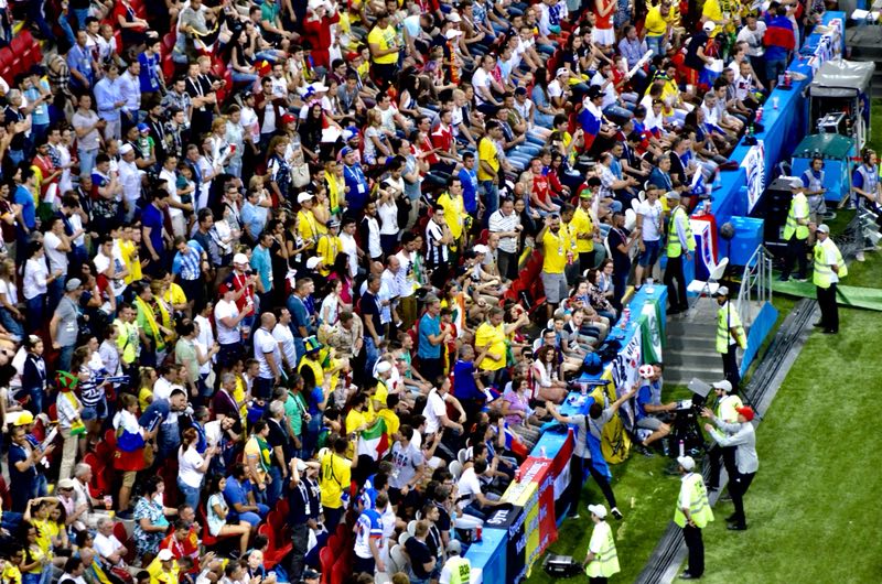 易游体育-包含巴特勒回归赛场,赛况扑朔迷离首场状态亮眼,西班牙队观众沸腾!的词条