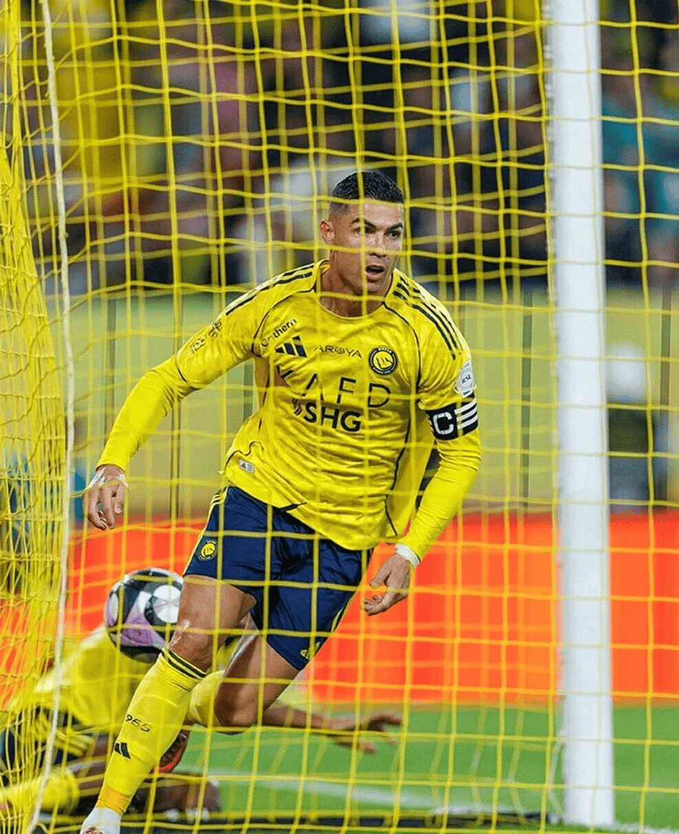 YY体育-关于C罗迎来十二赛季高光表现，篮网球迷沸腾！的信息