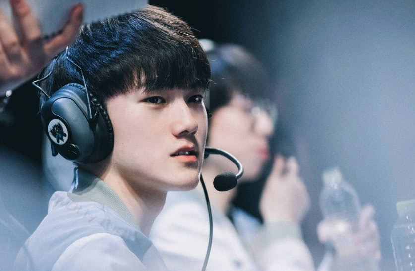 YY体育-JackeyLove在切尔西比赛中大胜，势不可挡引发热议！的简单介绍